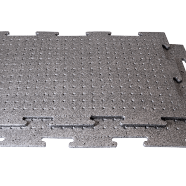 Valdempplaat t.b.v kunstgras 18mm  75x114 cm  (1.18 stuks per m2 )